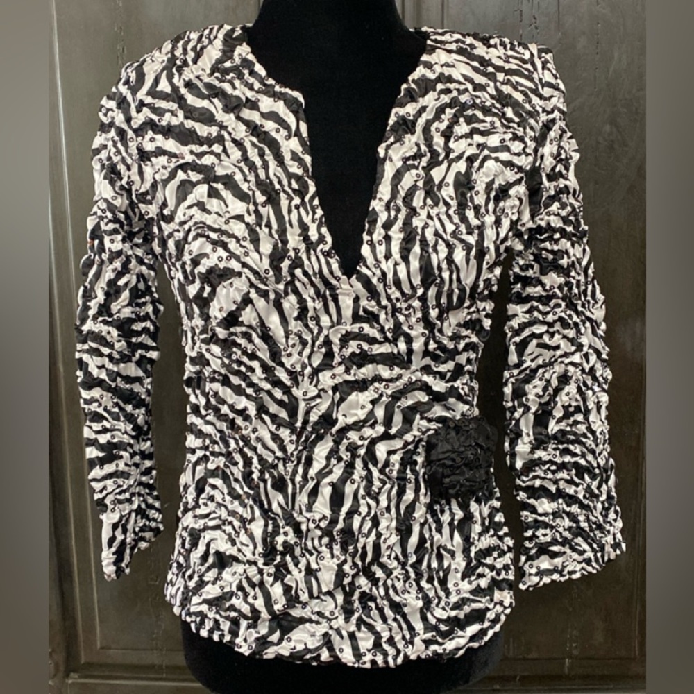 Jackie Jon Black /White sequence zebra pattern jacket Top - Size Small